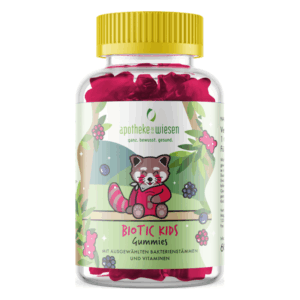 Transparente Flasche mit bunten, fruchtigen Gummibärchen, dekoriert mit einem niedlichen Waschbären-Design.