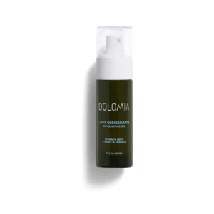 Dunkelgrüne Flasche mit Pumpspender, enthält Oxygenating Gel von Dolomia, beschriftet mit wichtigen Inhaltsstoffen.